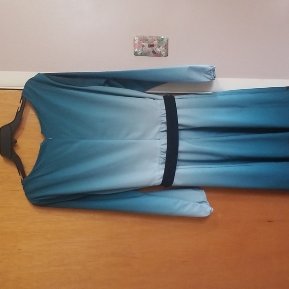 Plus Size Modest Dress - Picture 7 of 12